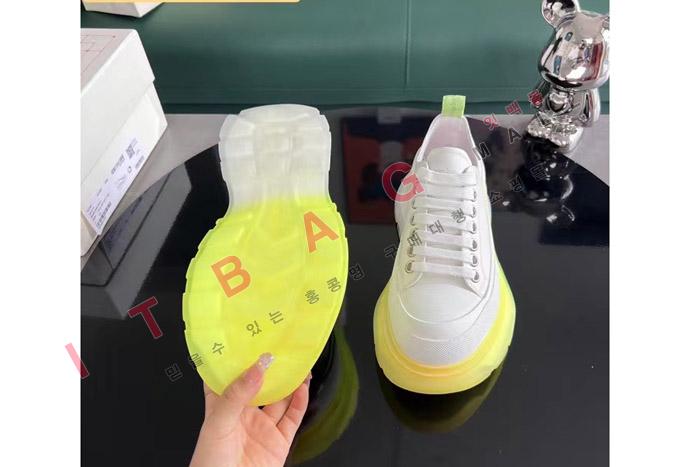 ˷  LP6741-4          