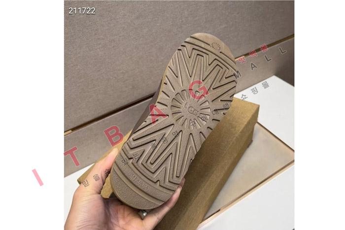 UGG  ž  MYB6755 (2÷)
