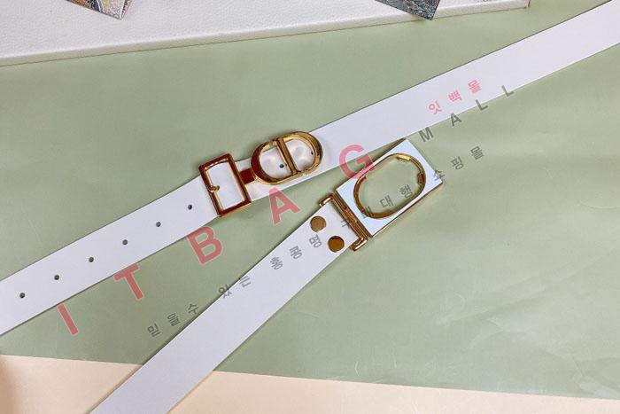  30  Ʈ  MS0244-1  