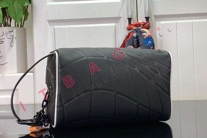 ̺ 2023 Dopp Kit m Ŭġ M81849