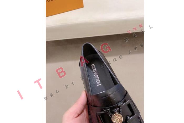 ̺    LP8613