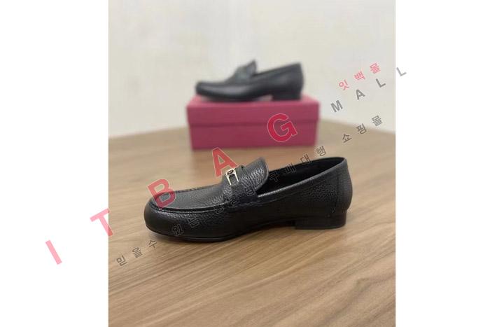 ䷹    LP8767