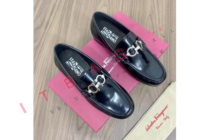 ䷹    LP8770