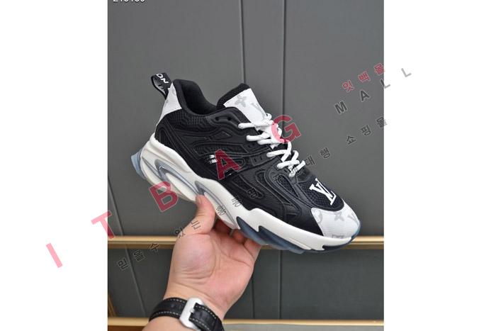 ̺  Ŀ  MYB8677