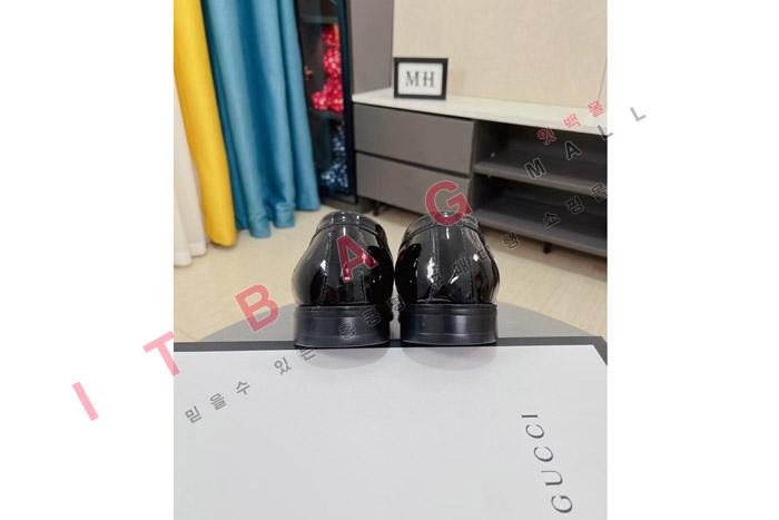     MYB5874