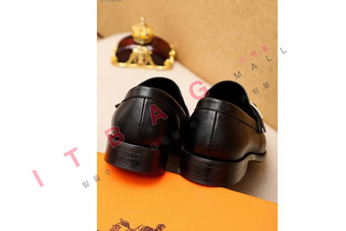 ޽    MYB0453