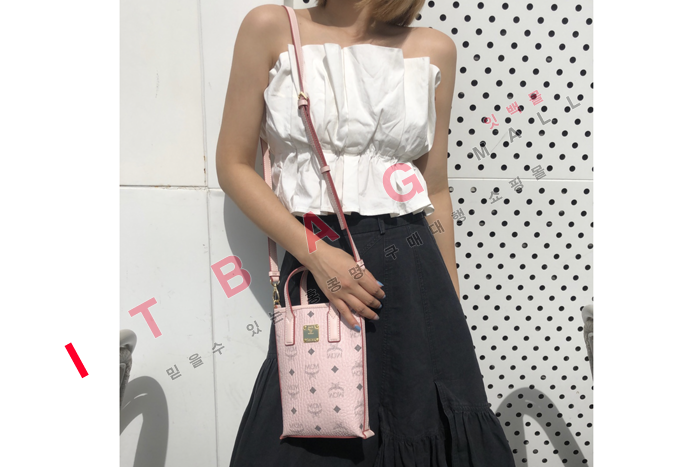 MCM   Aren 佺 ũνٵ M83017-2