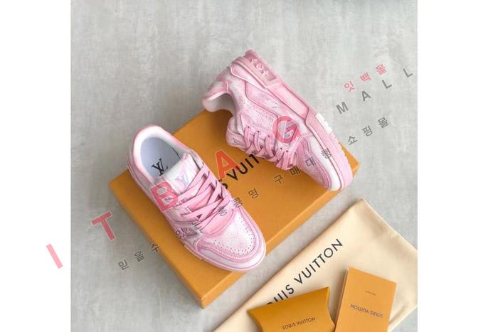 ̺ YF8462-4        