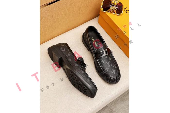 ̺    MYB9646
