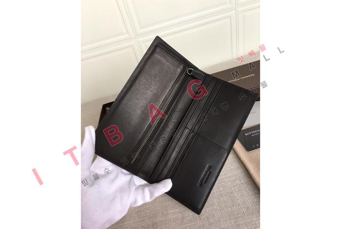װ   SF8099