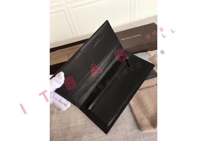 װ   SF8099