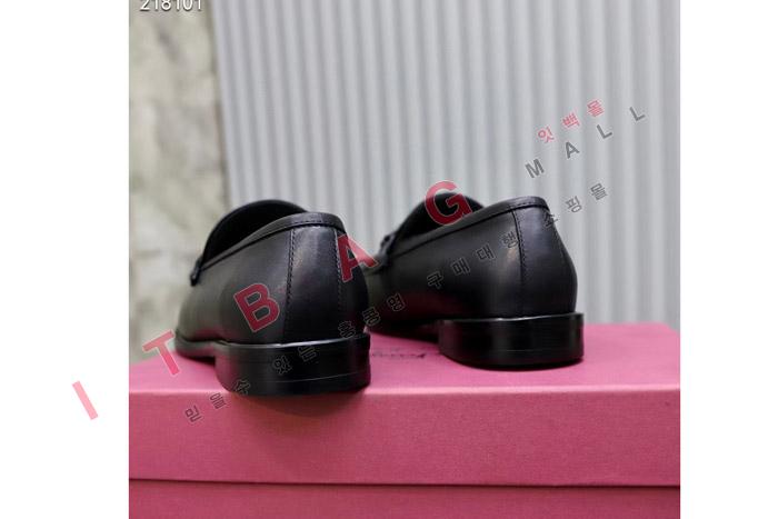 ䷹     MYB5942