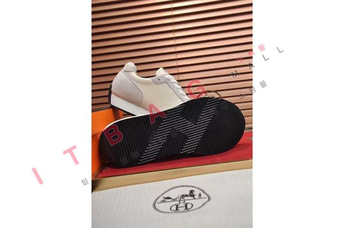 ޽  Ŀ  LP5957