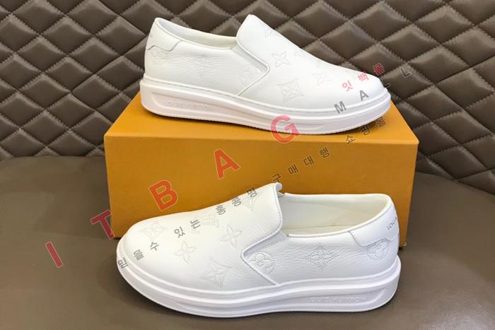 ̺      SP5876