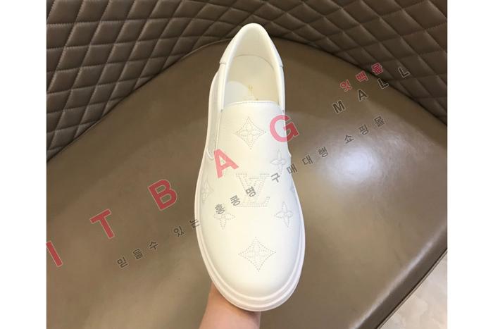 ̺      SP5876