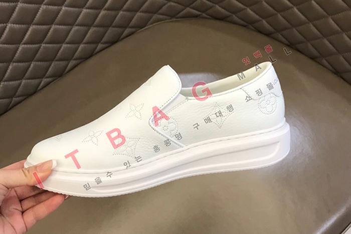 ̺      SP5876
