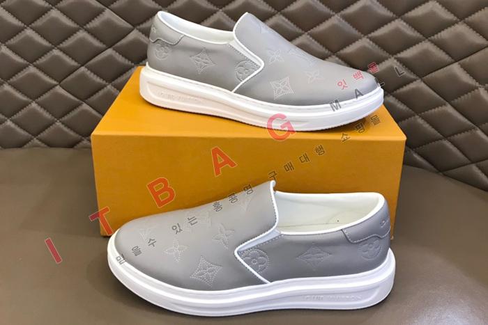 ̺      SP5876-1