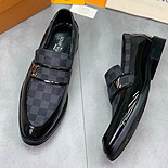 ̺    MYB6559