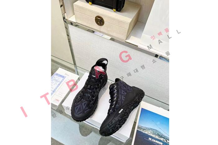   ȭ LP6543