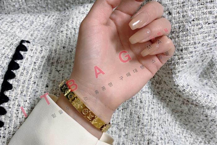 ̺  SY4591
