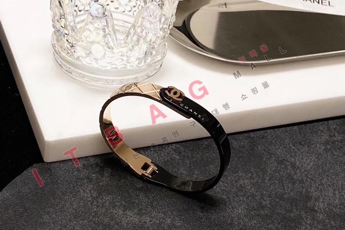 ̺  SY4594