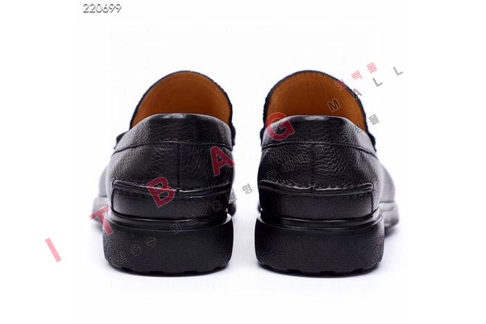 ䷹    MYB8702