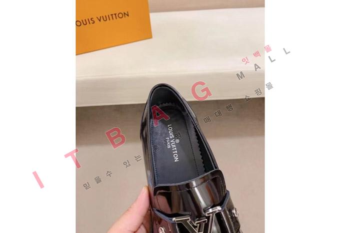 ̺    YF9540