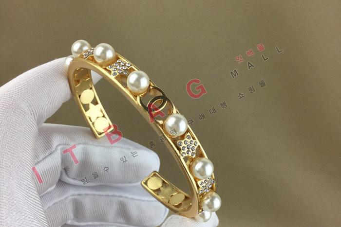    SY4621
