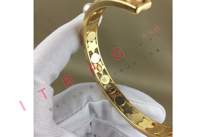    SY4621