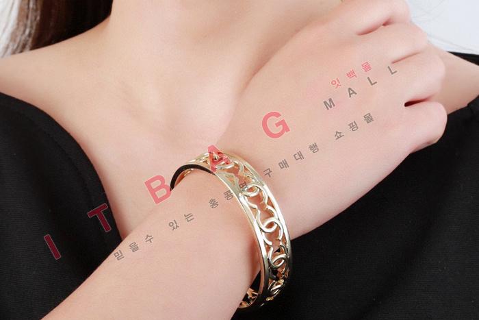    SY4623