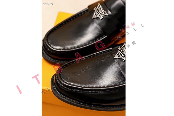 ̺     MYB6769