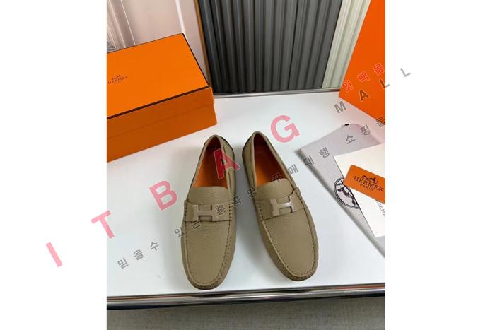 ޽    LP4561-1