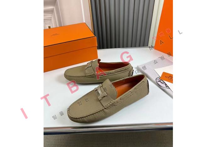 ޽    LP4561-1