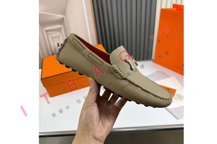 ޽    LP4561-1