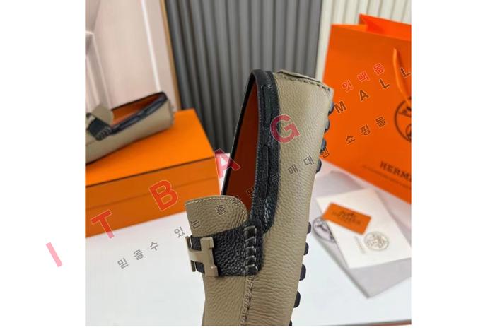 ޽   LP4561-2