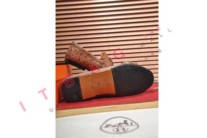 ޽   LP7846