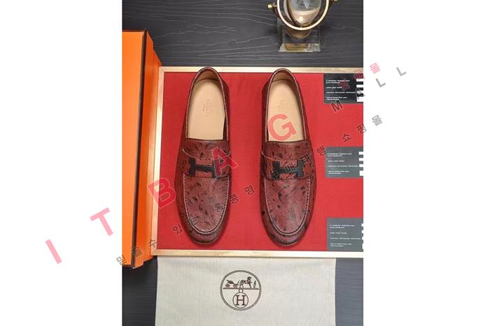 ޽   LP7846-1