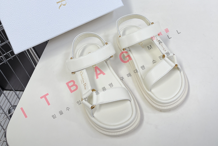   ̺   YIBU1651 (3÷)