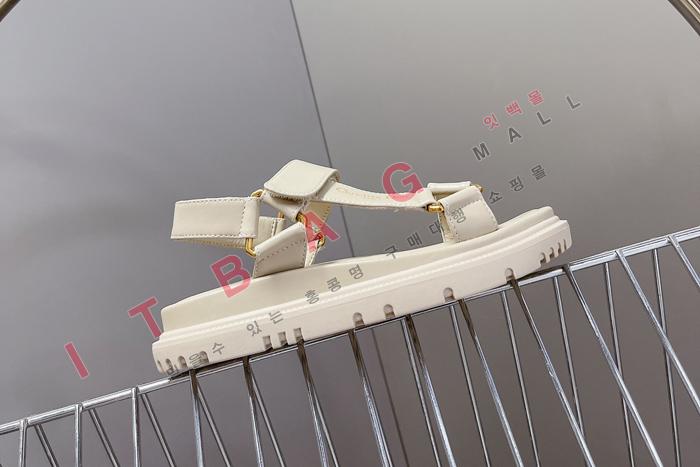   ̺   YIBU1651-1