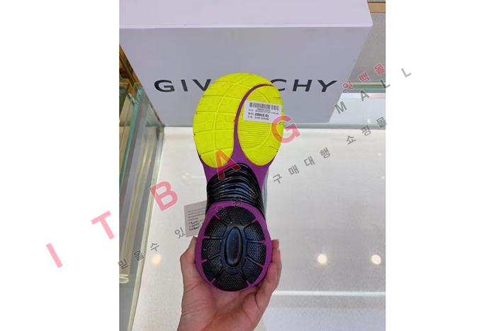   Ʈ Ŀ  YF8897-5
