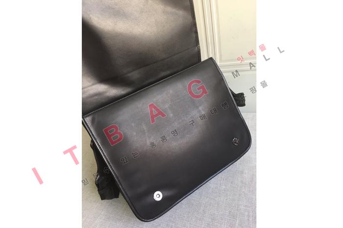 װ ޽  SF09357