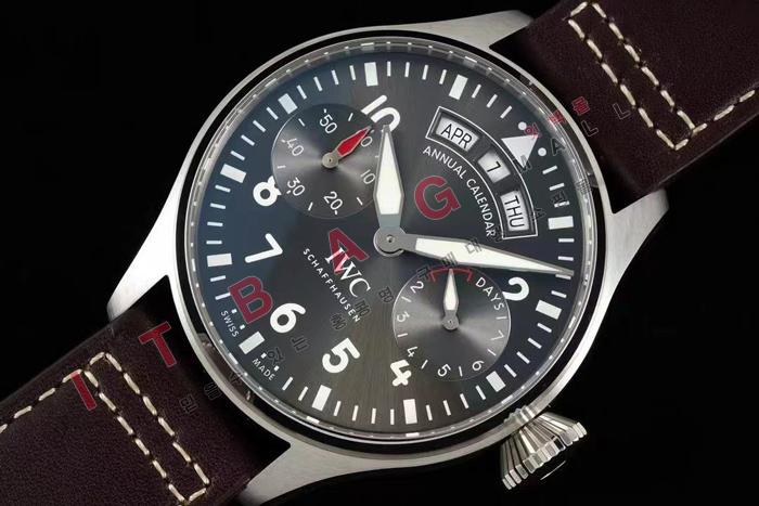 IWC Ϸ  ġ   HT60117