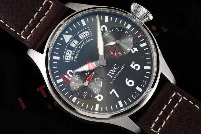 IWC Ϸ  ġ   HT60117