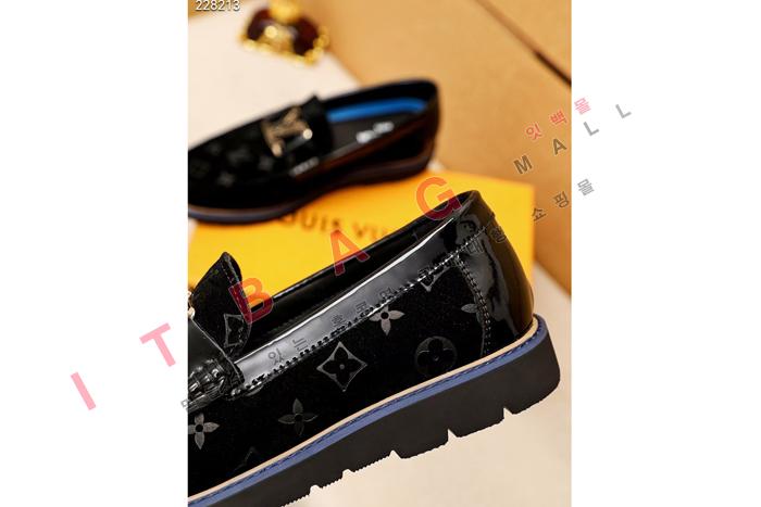 ̺    MYB9045