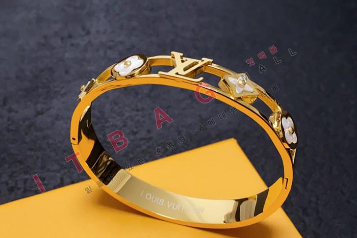 ̺  SY4710