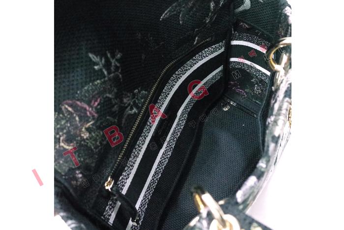  ̵ D-̵   DR90229