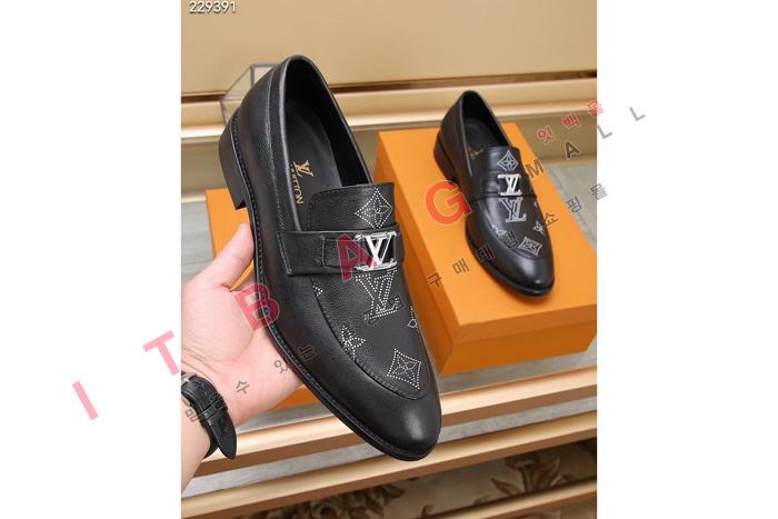 ̺    MYB6498