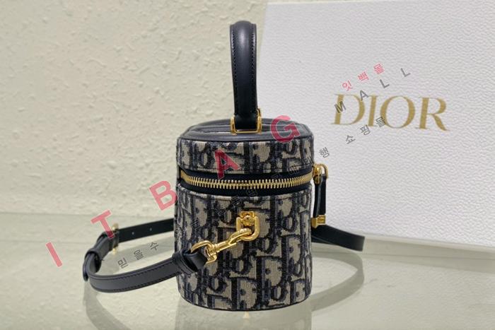  CD SIGNATURE  Ƽ ̽ DR90225