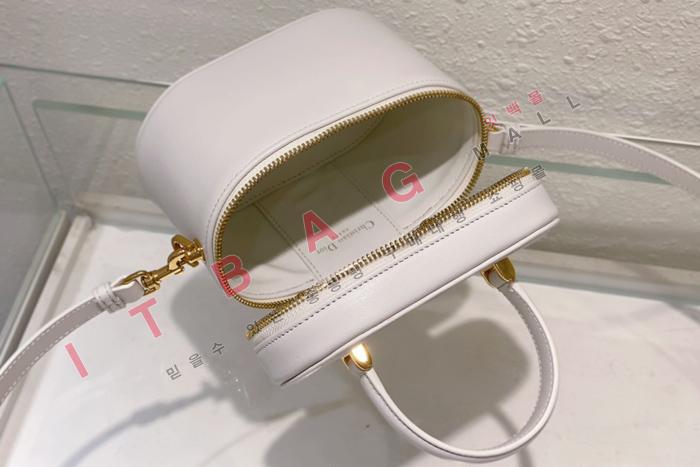  CD SIGNATURE  Ƽ ̽ DR90225-2