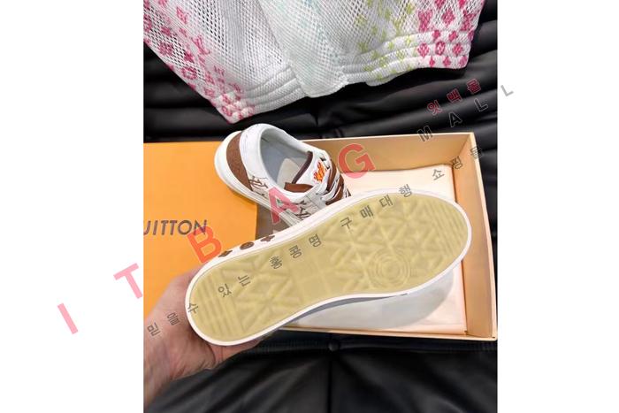 ̺  Ŀ  LP6913